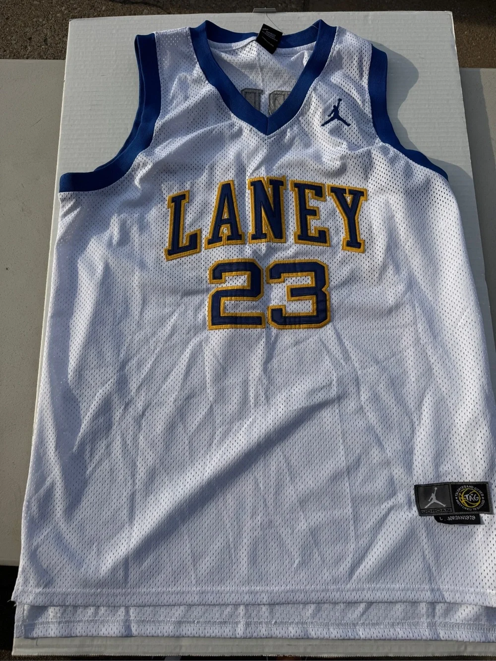 Jordan High School Jersey Men’s Large NEW